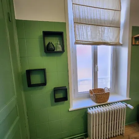 Dans Maison De Maitre